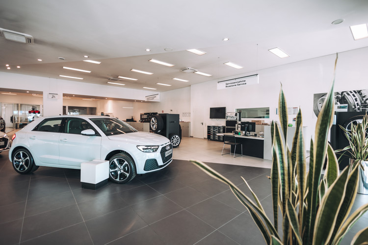 dealer showroom
