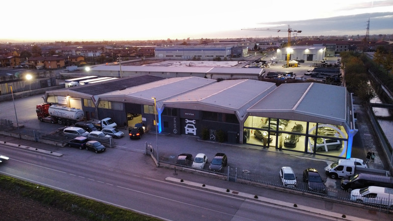 dealer showroom