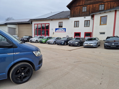 Gebrüder Nader KG Logo