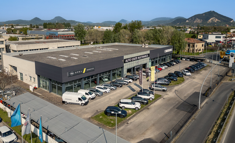 dealer showroom