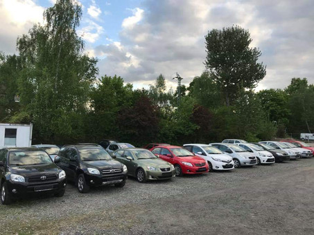 N. Azizi Automobile Logo