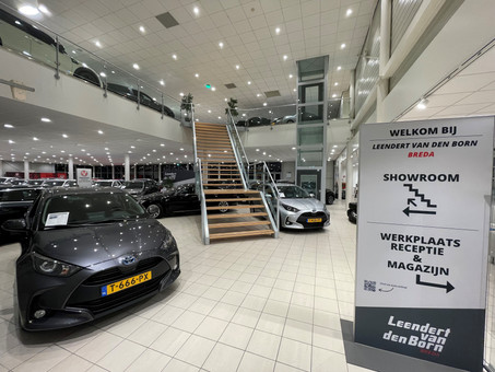 Leendert van den Born Breda Logo