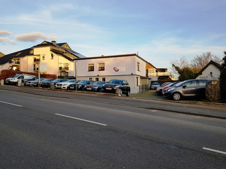 Car Station D-E-M Automobile Logo