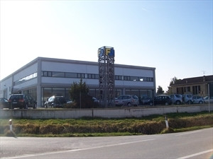 Ferroni Auto Logo