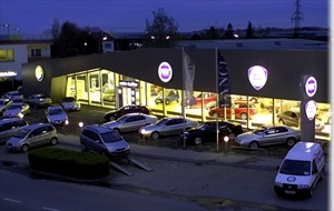 Auto Centro GmbH & Co KG Logo