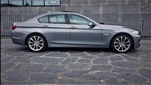 Es Premium Motors Logo