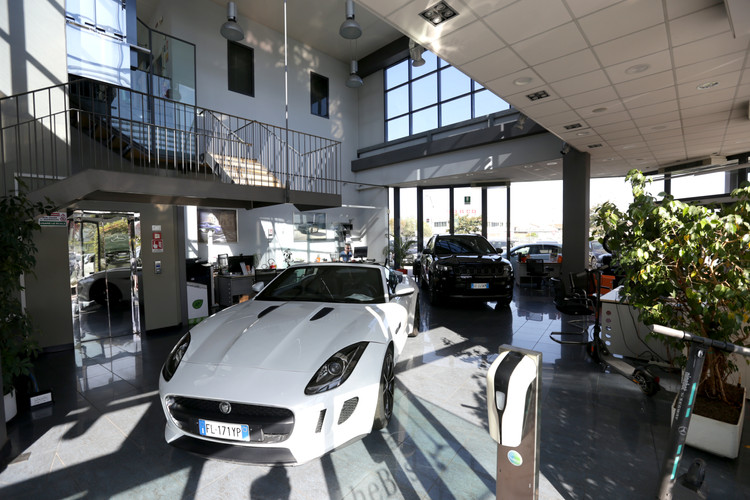 dealer showroom