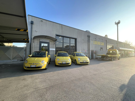 Libero Car di Libero Claudio Logo