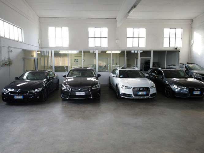 dealer showroom
