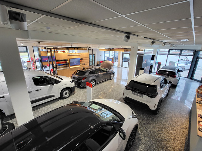 dealer showroom