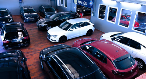 AUTOCENTER HESSLER**KFZ HANDEL** Logo