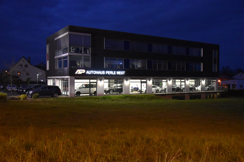 Autohaus Perle West Logo