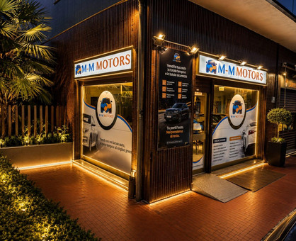 Mm Motors Milano Ovest di Df Automotive Srls Logo