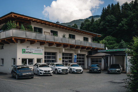 Johannes Pancheri Logo