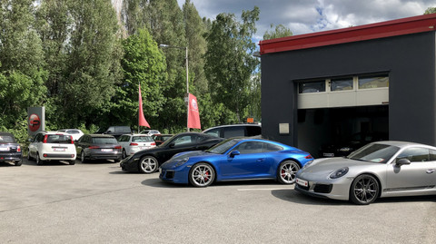 Car-Point Fahrzeug GmbH Logo