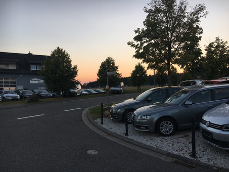 Automobile Henrich Logo