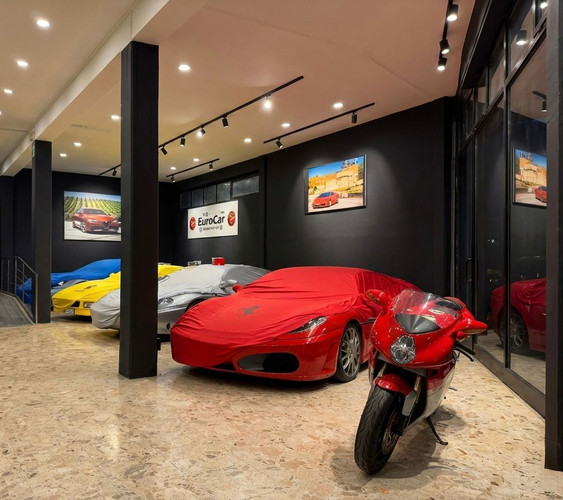dealer showroom