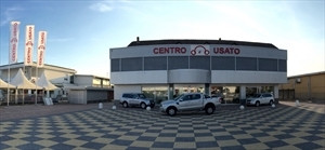 Auto Doc Centro Usato by Nuova Sa-Car Logo