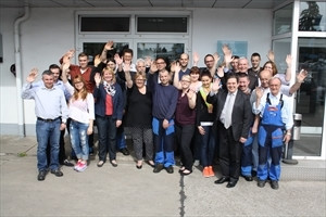 Auto-Pieroth GmbH & Co. KG Logo