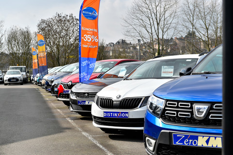 NBA l'Automobile Logo