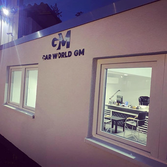 Car World GM Logo