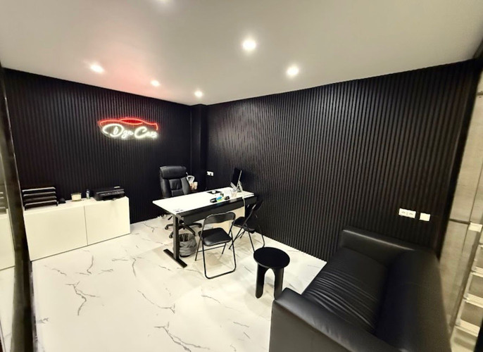 dealer showroom