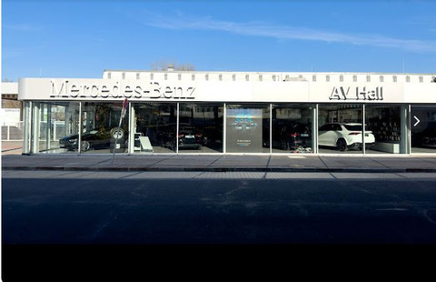 AV Hall Strebersdorf Logo