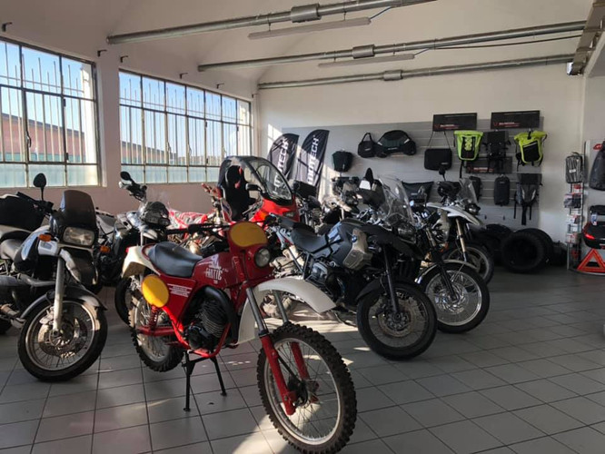 dealer showroom