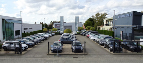 Garage Vanderheeren Nico BV Logo