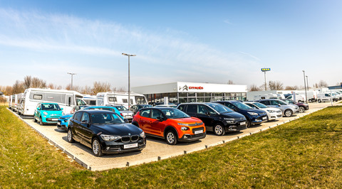 Autohaus Plomitzer oHG Logo