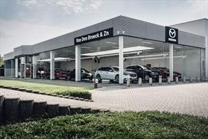 Van Den Broeck & Zoon Logo