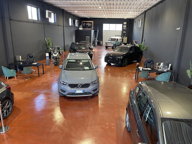 dealer showroom