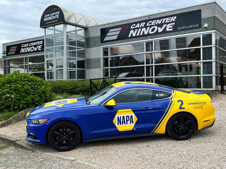 Car Center Ninove bv Logo