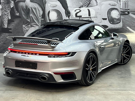 Car Center Ninove bv Logo