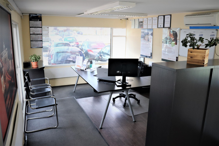 dealer showroom