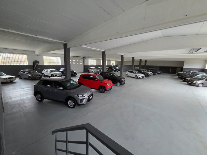 dealer showroom