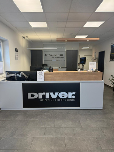 dealer showroom