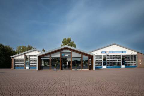 Autobedrijf Wijnne Doornspijk Logo