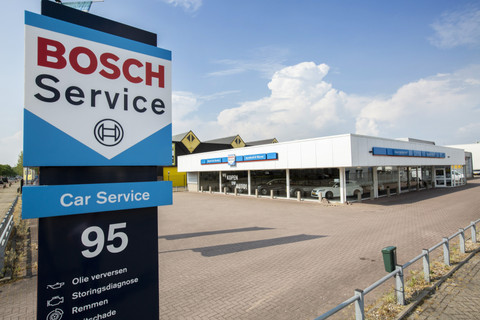 Autobedrijf Wijnne Nijmegen Logo