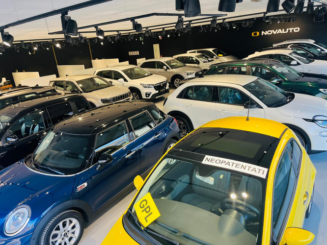 dealer showroom