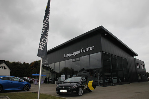 Autohaus v. Wülfing GmbH Logo