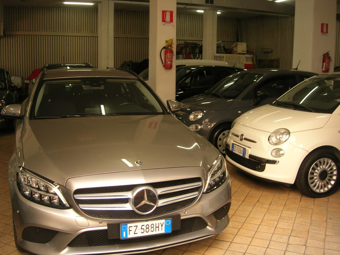 dealer showroom