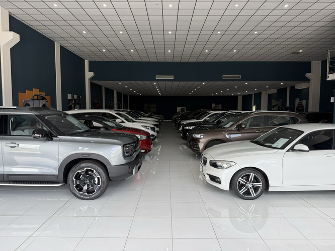 dealer showroom