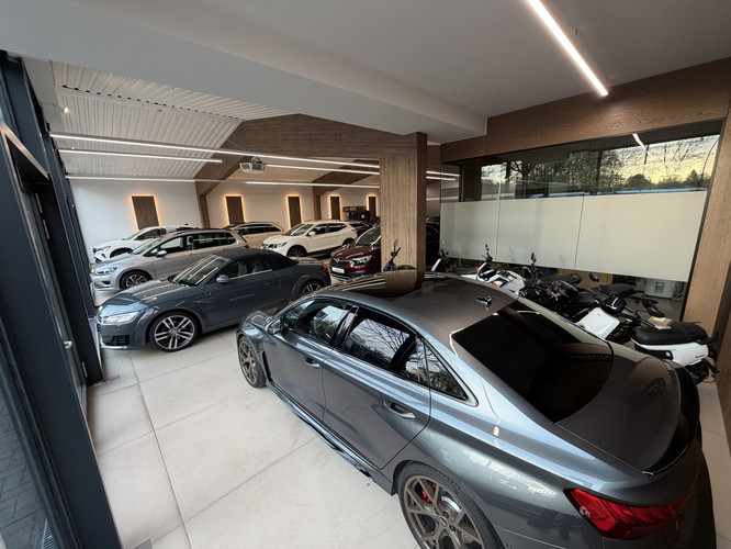dealer showroom