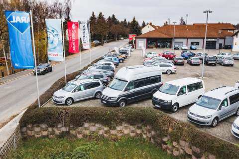 Autozentrum-Burgstädt.de / Logo