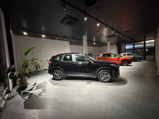 dealer showroom