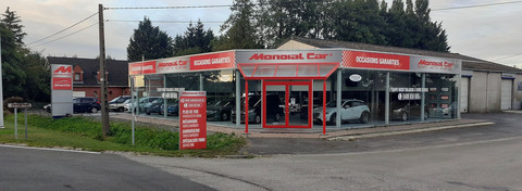 Mondial Car Beaumont Logo