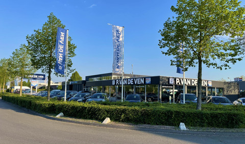 P. van de Ven | EJ Bedrijfswagens | EJ Suzuki Logo