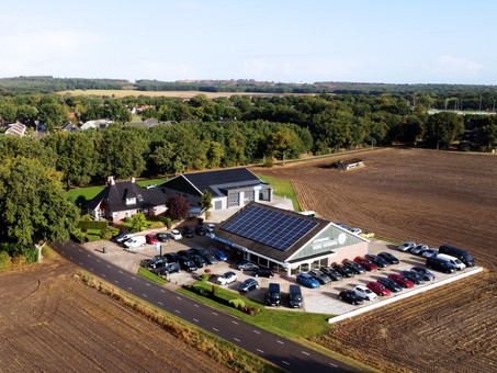 Autobedrijf Rudie Wetering B.V. Logo