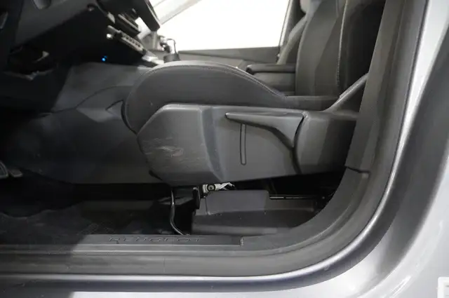 Peugeot 3008 view 13